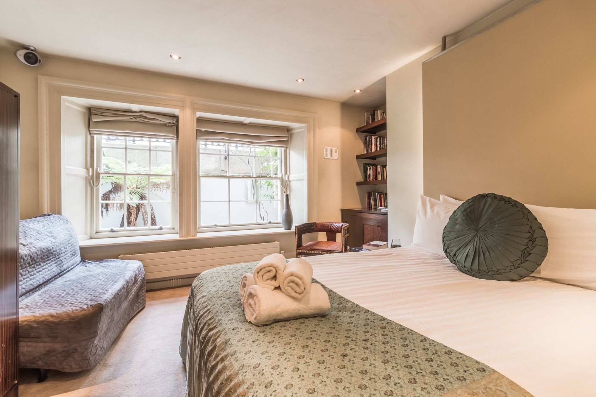 5Starstay The Oscar Wilde Suite Dublin Exteriör bild